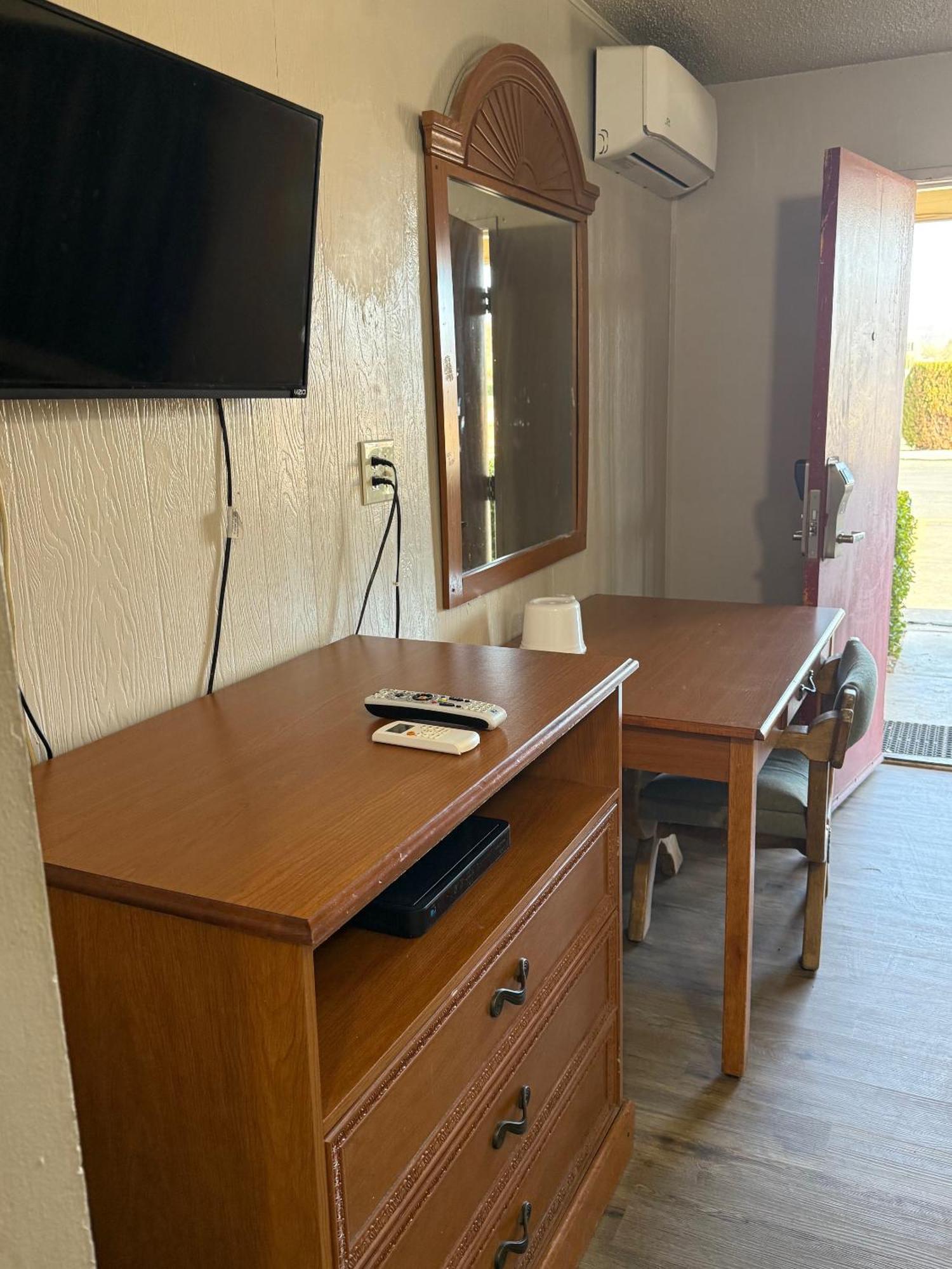Apple Valley Motel エクステリア 写真